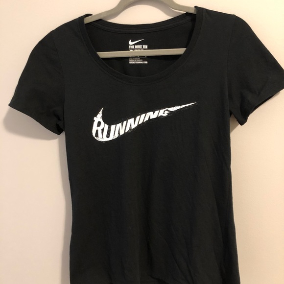 Nike black tee - Picture 1 of 3